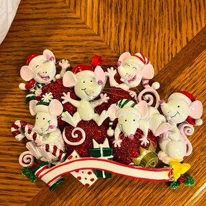 Polar X Six Christmas Mice Ornament NEW